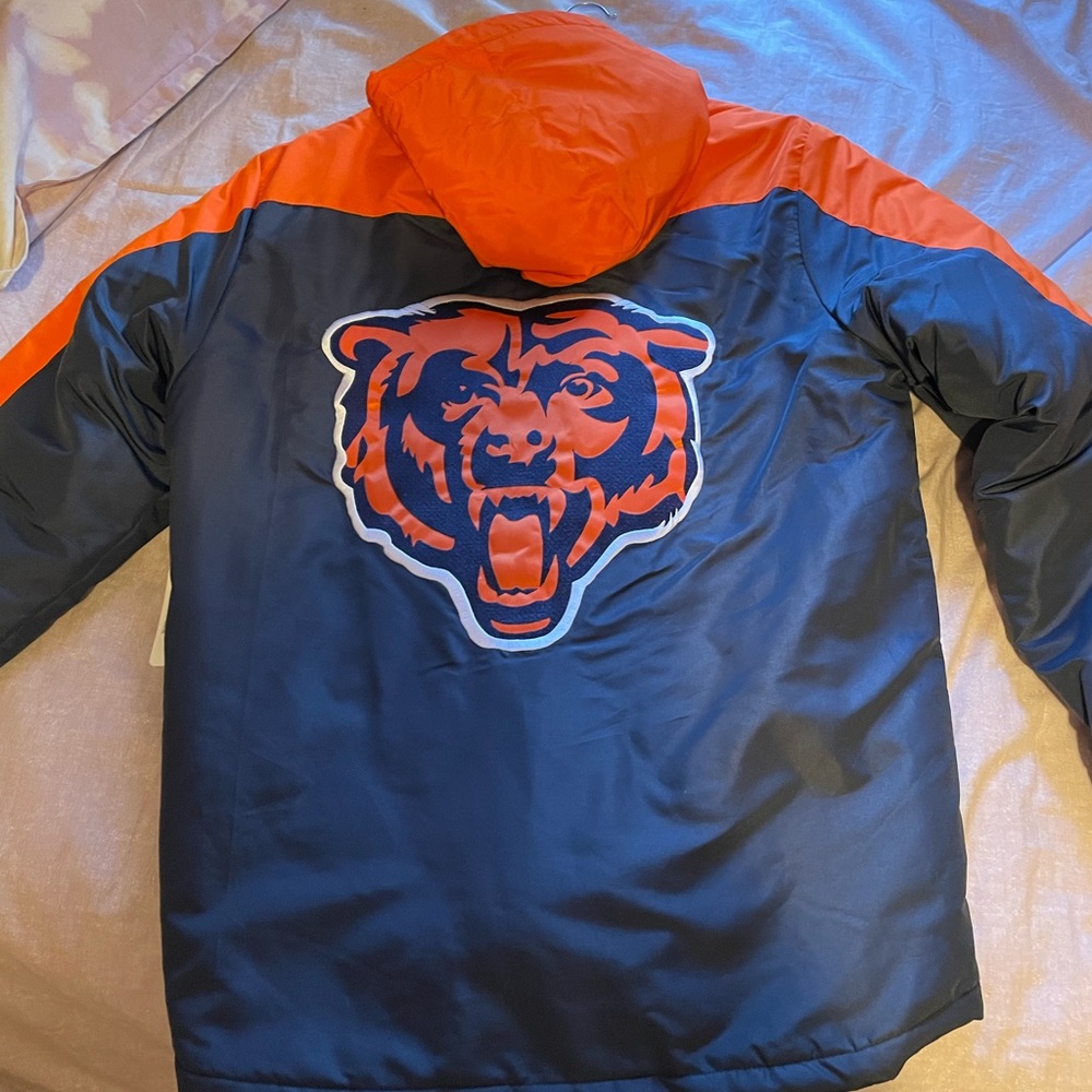 Chicago Bears NFL coat brand new still has tags on it